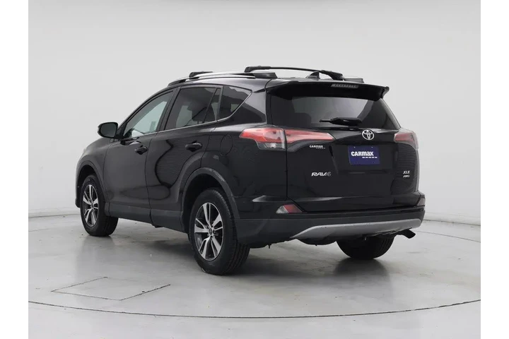 $25998 : Toyota RAV4 2018 AWD XLE 4dr image 2