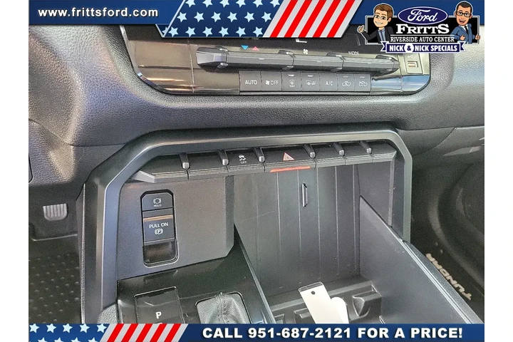 $39947 : Toyota Tundra 2023 4x4 SR5 4 image 9