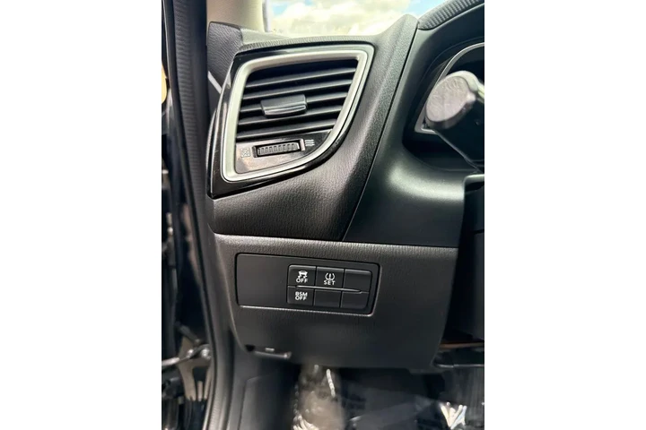 $9995 : 2016 3 i Sport image 10