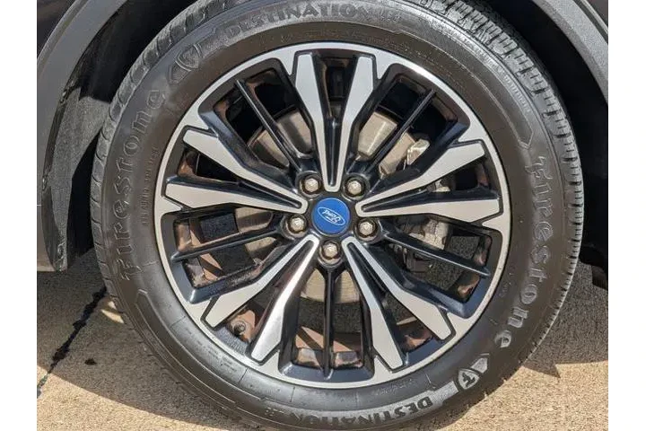 $17995 : Ford Escape 2022 SE 4dr SUV image 10