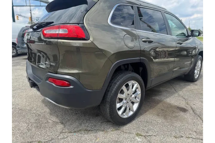 $9999 : 2016 Cherokee Limited image 7