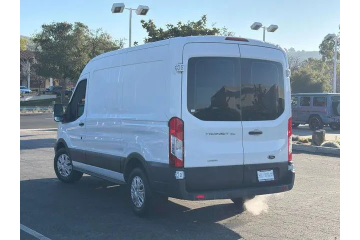 $33990 : Ford Transit 2015 150 3dr SW image 5