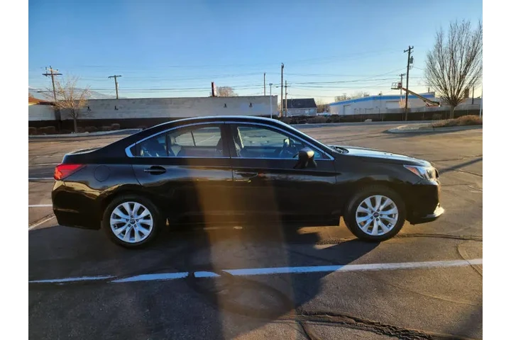 $11700 : 2017 Legacy 2.5i image 10