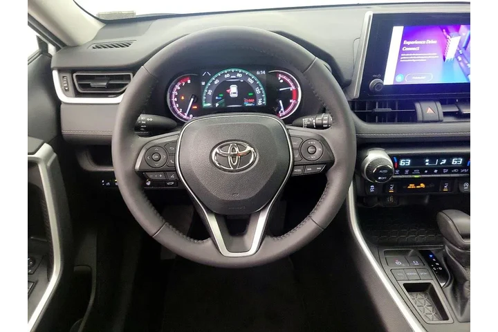 $31998 : Toyota RAV4 2023 XLE 4dr SUV image 10