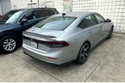 $28995 : Honda Accord Hybrid 2023 Spo thumbnail