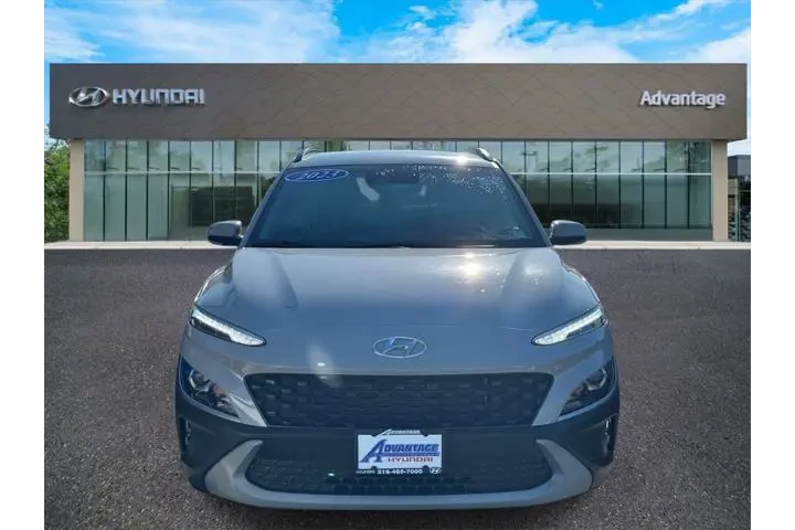 $21875 : Hyundai KONA 2023 AWD SEL 4d image 2