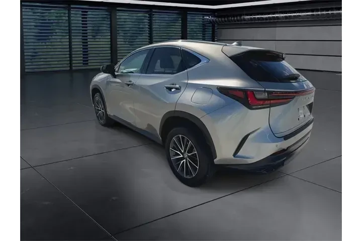 $39988 : Lexus NX 250 2024 Premium 4d image 6