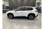 $22195 : Nissan Rogue 2023 AWD SV 4dr thumbnail