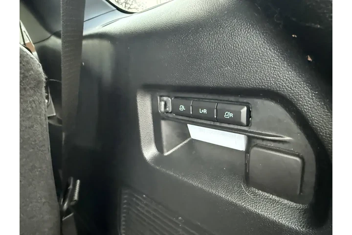 $39895 : Ford Explorer 2022 AWD ST 4d image 7