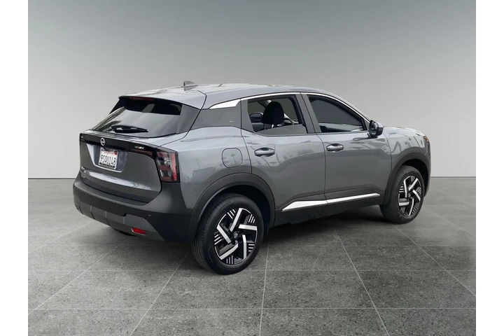 $27663 : Nissan Kicks 2025 SV 4dr Cro image 5