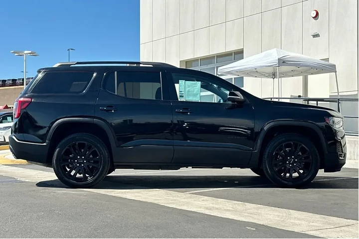 $26900 : GMC Acadia 2023 SLE 4dr SUV image 2