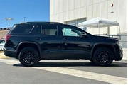 $26900 : GMC Acadia 2023 SLE 4dr SUV thumbnail