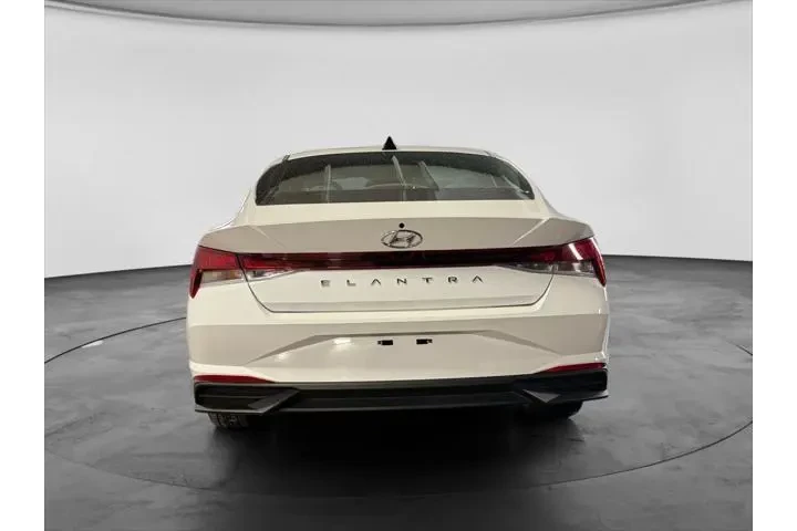 $20725 : Hyundai ELANTRA 2023 SEL 4dr image 7