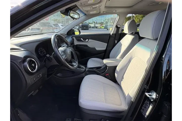 $18685 : Hyundai KONA 2023 SEL 4dr Cr image 8