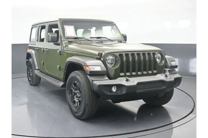 $26990 : Jeep Wrangler Unlimited 2022 image 9