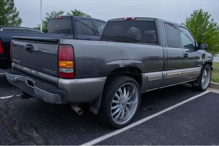 $6000 : Chevrolet Silverado 1500 200 image 4