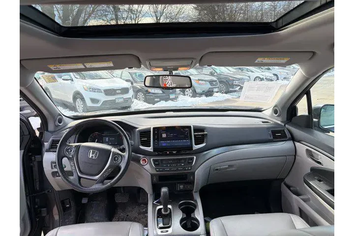 $17500 : Honda Pilot 2018 AWD EX-L 4d image 7