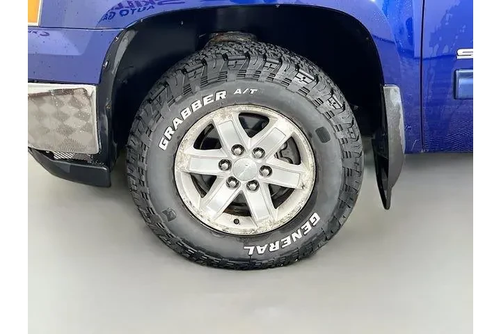 $11975 : GMC Sierra 1500 2013 4x4 SLE image 9