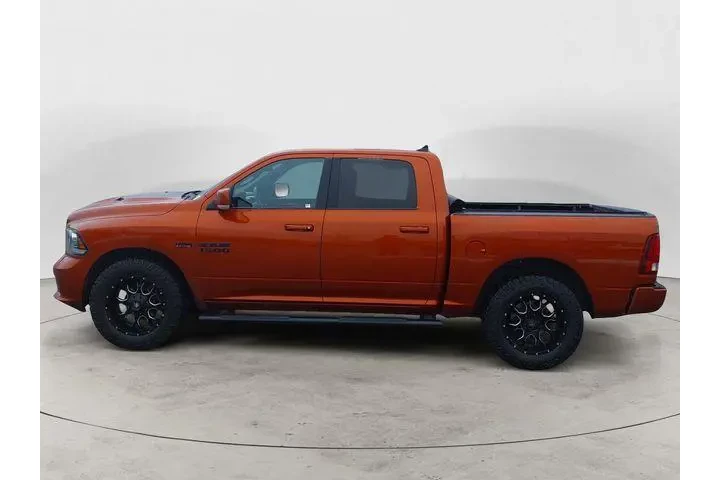$18961 : Ram 1500 2017 4x4 Sport 4dr image 2