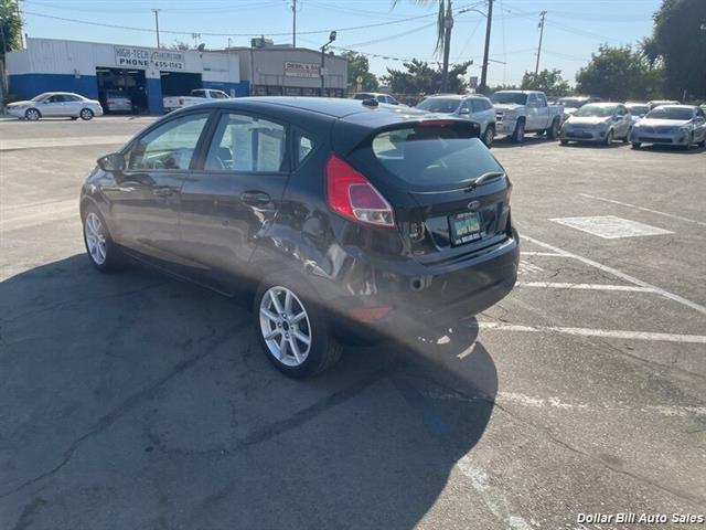 $11998 : 2019 Fiesta SE Hatchback image 5