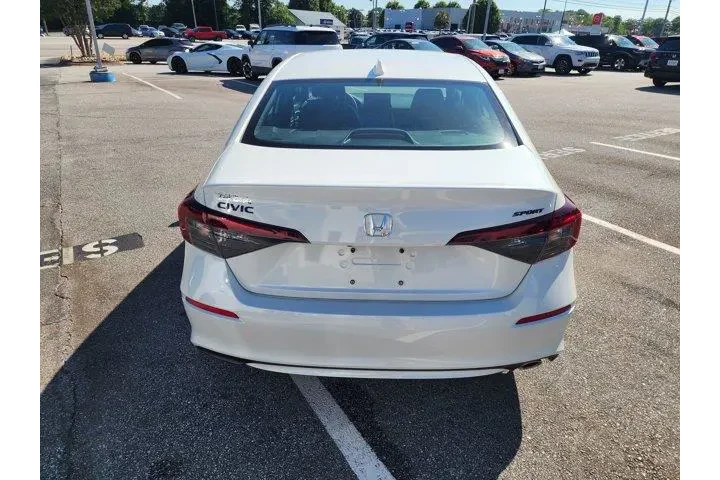 $27750 : Honda Civic 2026 Sport 4dr S image 5