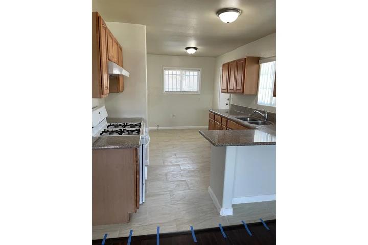 $2700 : Casa de renta image 6