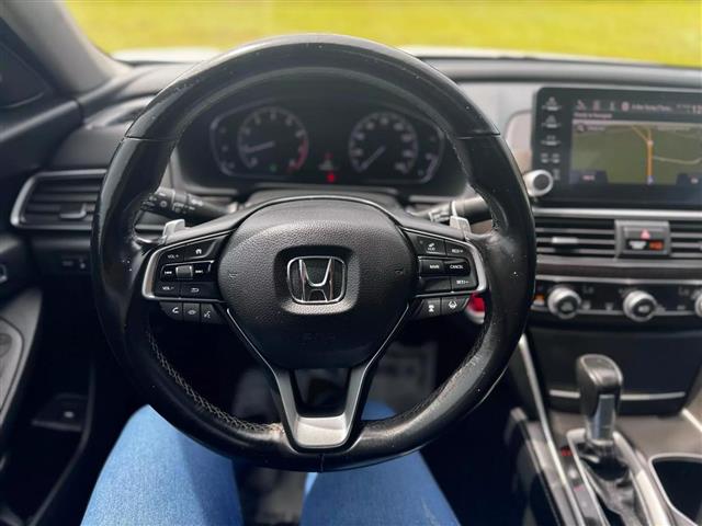 $18900 : 2018 HONDA ACCORD image 8