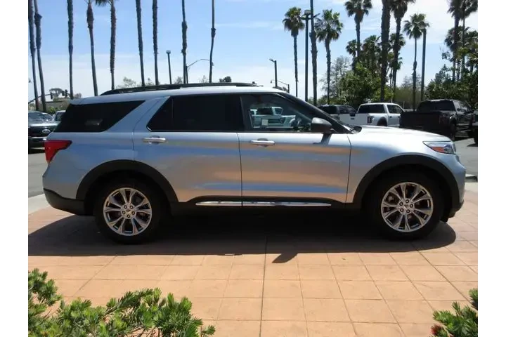 $24499 : Ford Explorer 2020 XLT 4dr S image 5