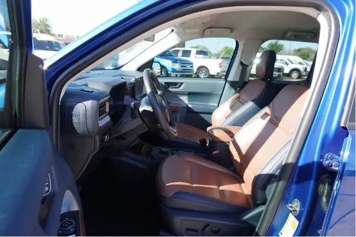 $31888 : Ford Maverick 2023 Lariat 4d image 7