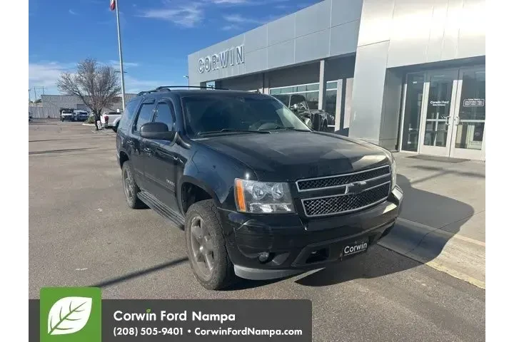 $17980 : Chevrolet Tahoe 2014 4x4 LTZ image 1