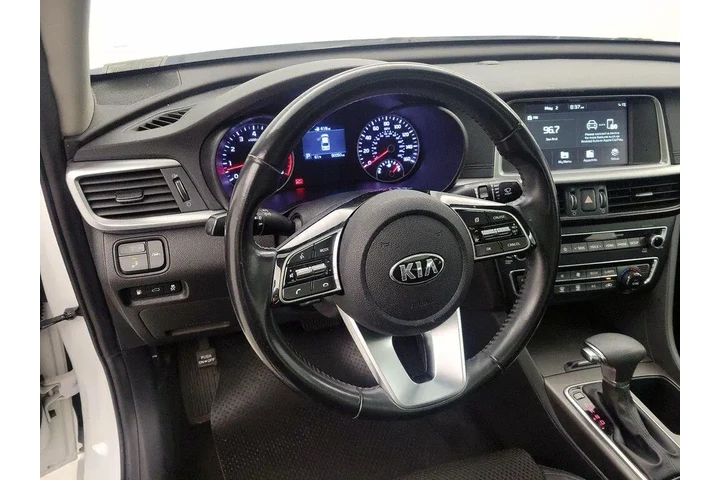 $14998 : Kia Optima 2019 S 4dr Sedan image 10