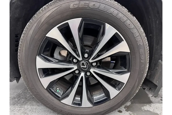 $28495 : Lexus NX 300 2019 AWD F SPOR image 9