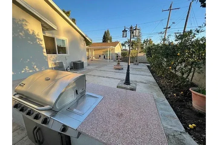 $1250 : Anaheim 3 Bedroom - Listo image 7