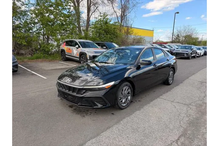 $18500 : Hyundai ELANTRA 2024 SEL 4dr image 7