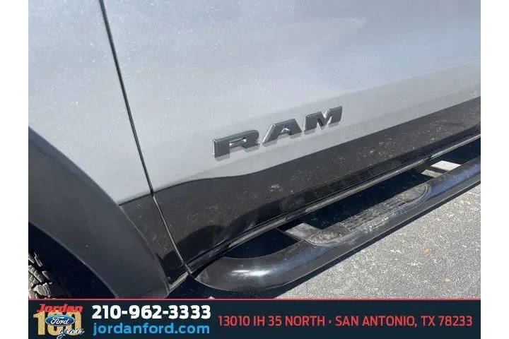 $36288 : Ram 1500 2021 4x4 Rebel 4dr image 4