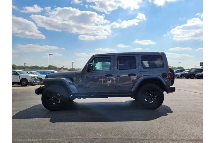 $39200 : Jeep Wrangler 2023 4x4 Sahar image 7