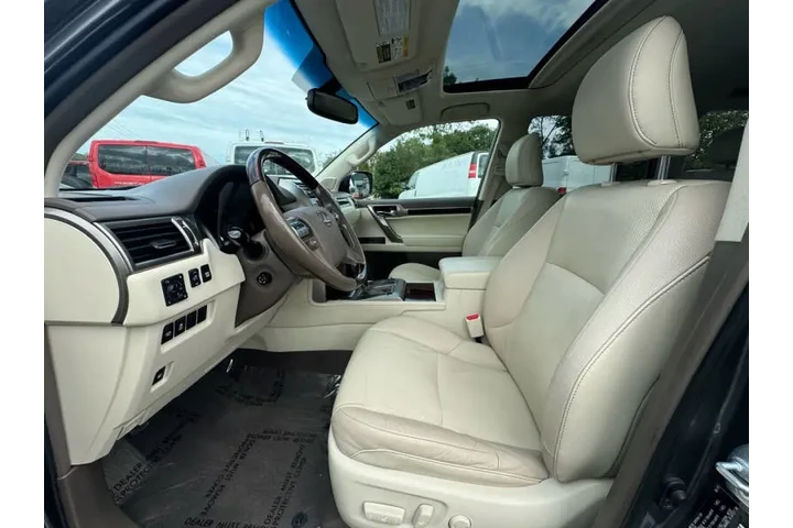 $29495 : 2019 GX 460 image 9
