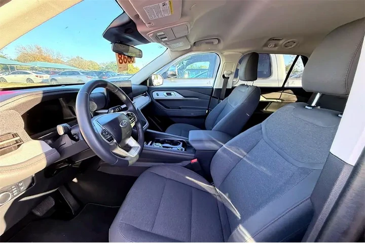 $39994 : Ford Explorer 2025 Active 4d image 10