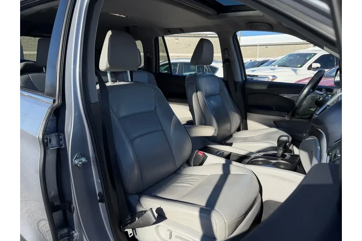 $10998 : Honda Pilot 2017 AWD EX-L 4d image 9