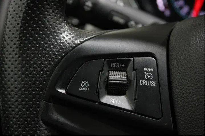 $11989 : Chevrolet Trax 2020 AWD LS 4 image 8