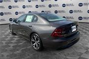 $50495 : PRE-OWNED 2024 VOLVO S60 B5 P thumbnail