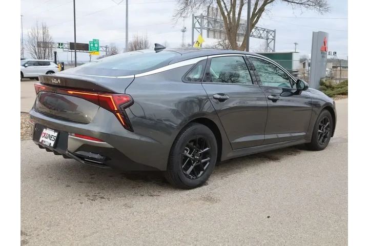 $21977 : Kia K5 2025 LXS 4dr Sedan image 10