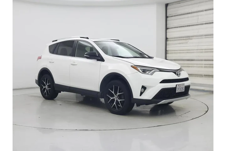 $22998 : Toyota RAV4 2016 SE 4dr SUV image 1