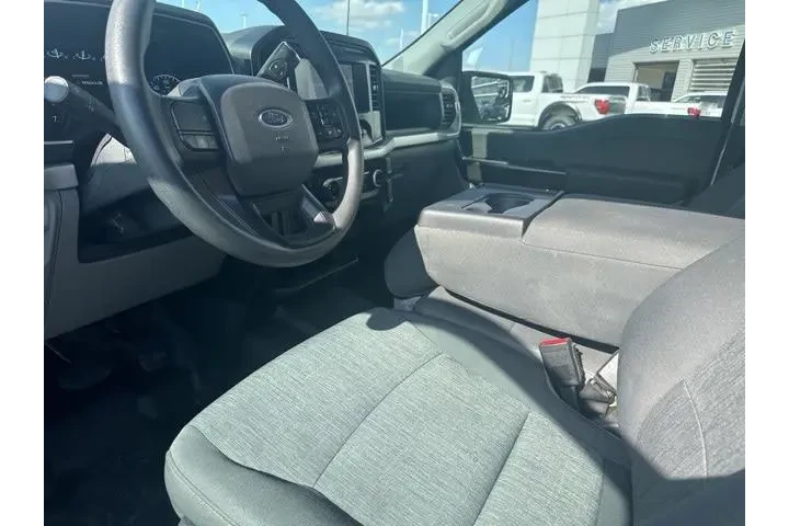 $32550 : Ford F-150 2022 4x2 XL 4dr S image 9