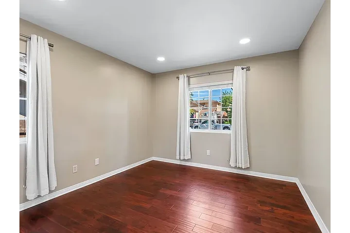 $2400 : 3 Bedroom House In Inglewood image 6
