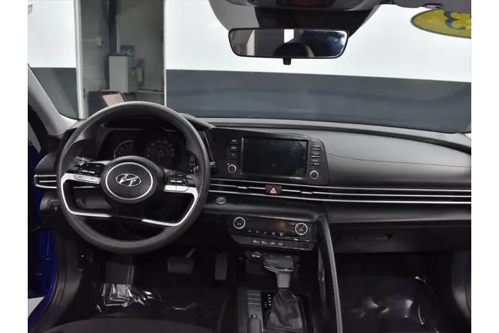 $17488 : Hyundai ELANTRA 2023 SEL 4dr image 9