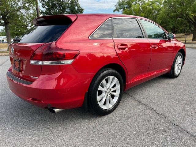 $9900 : 2013 Venza LE image 5