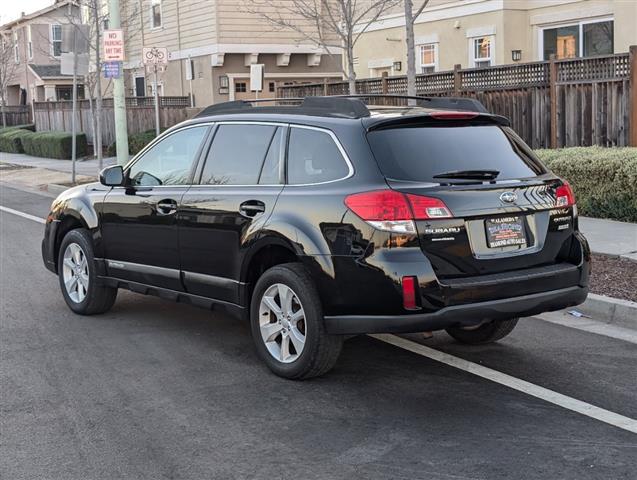 $10988 : 2013 Outback 2.5i Premium image 8