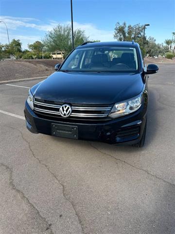 $9595 : 2016 Tiguan 2.0T S 4Motion image 1