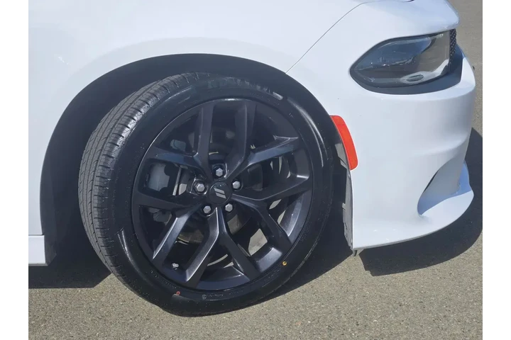 $27998 : Dodge Charger 2022 GT 4dr Se image 9